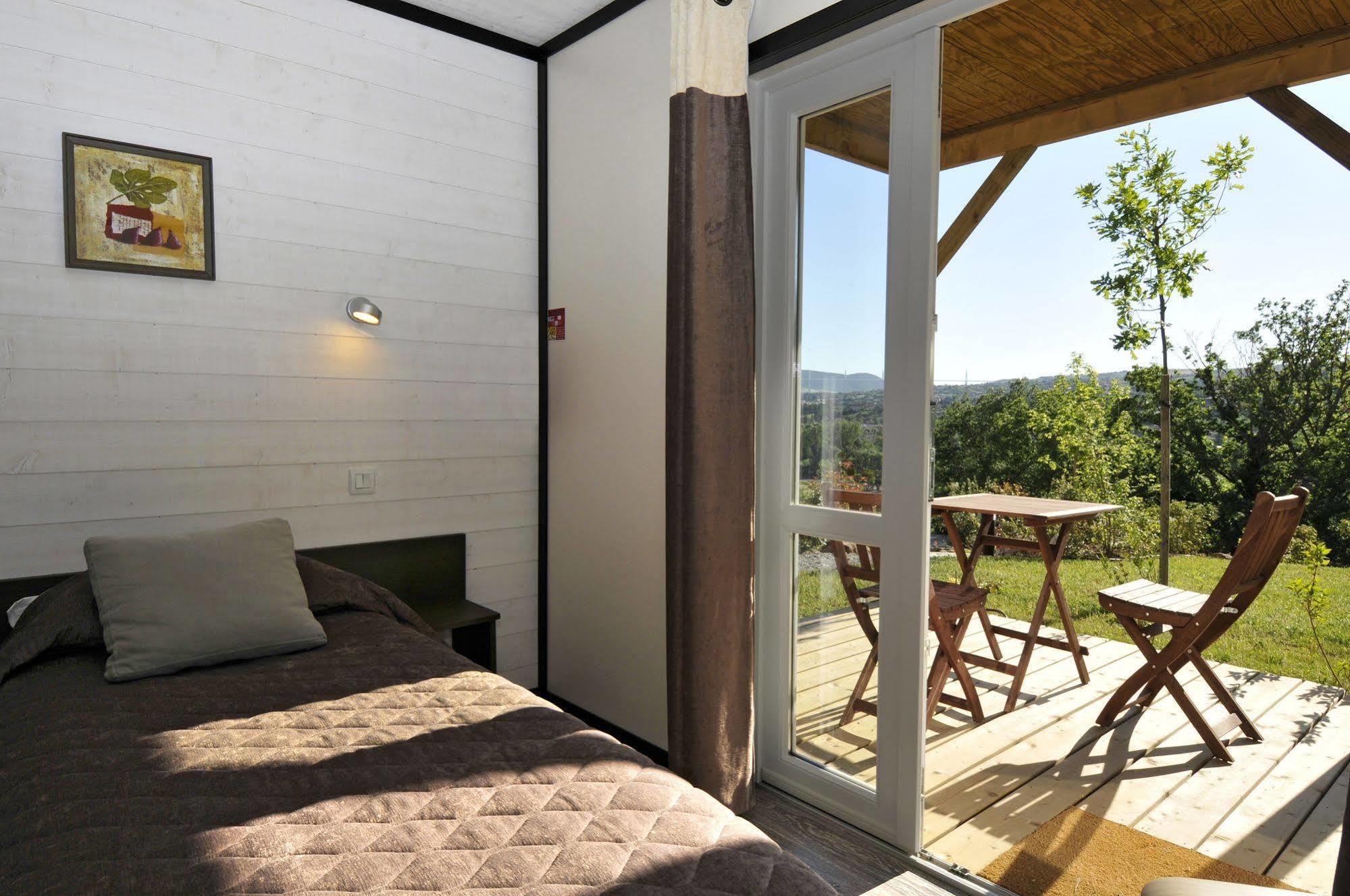 Domaine Saint Esteve Millau Exterior photo